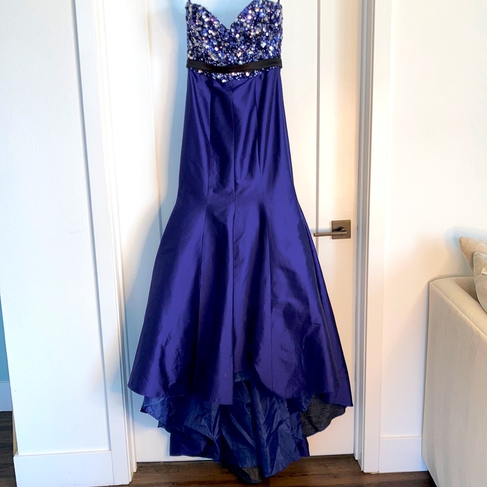 PINK HORSES DESIGN Royal Blue Gown with Blue and Clear Jewels. Size M
